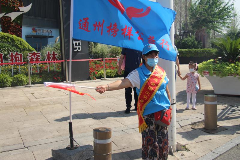 <strong>中国女大学生操逼色情视频</strong>